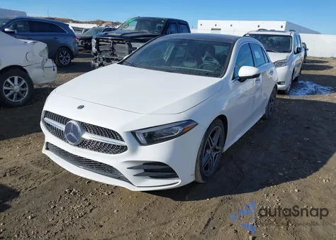 2019 Mercedes-Benz A 250 4Matic z USA, uszkodzony, nr VIN WDD3F4HB6KJ086622
